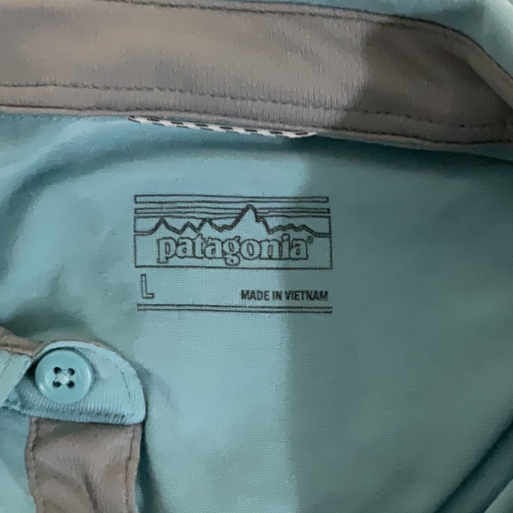 EUC Mens short sleeve Patagonia polo shirt - Picture 2 of 4
